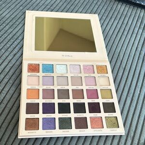 Blend Bunny Cosmetics - The Dollhouse